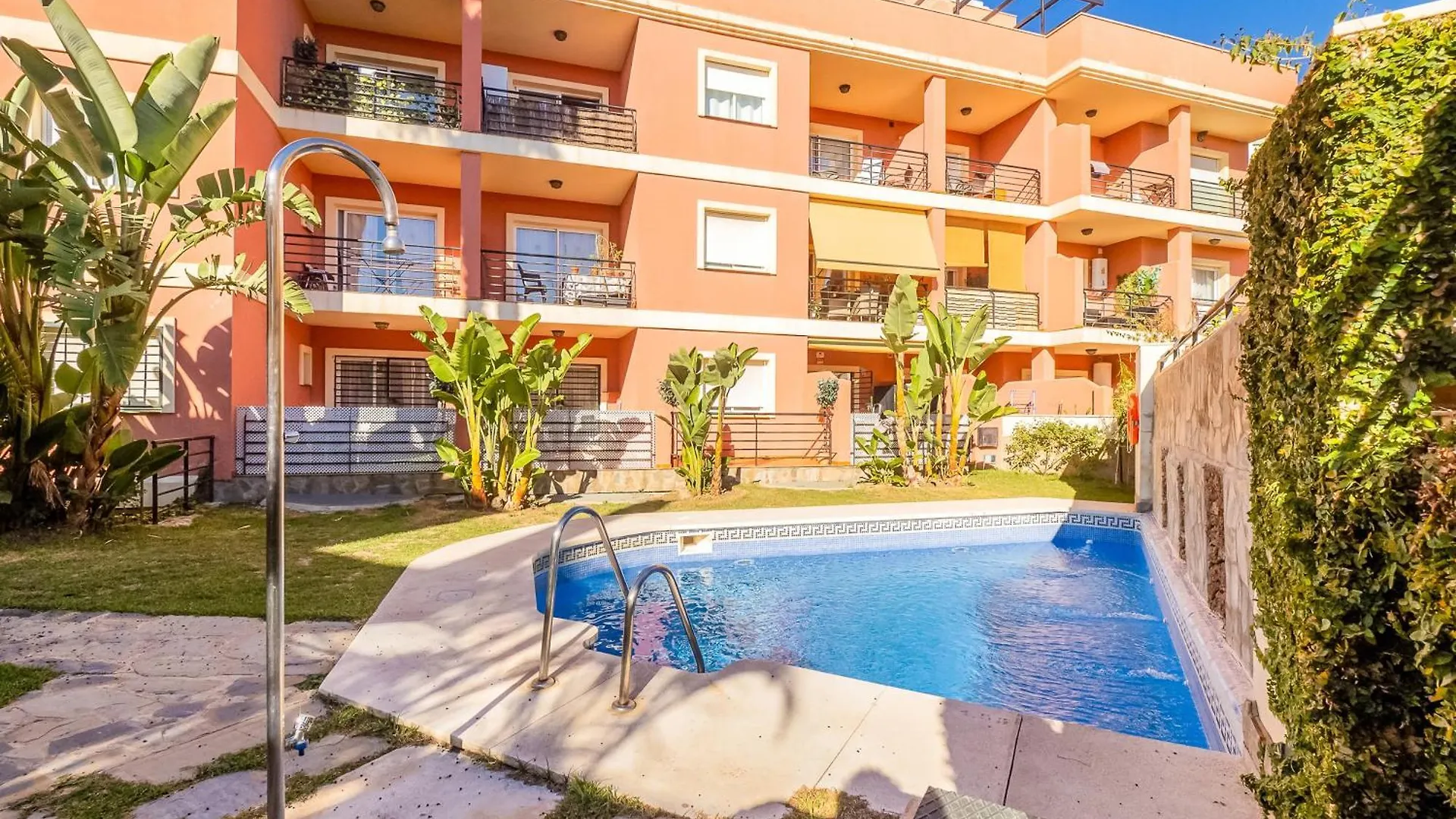 Mshome Ocean Green Golf Torre de Benagalbon Apartment